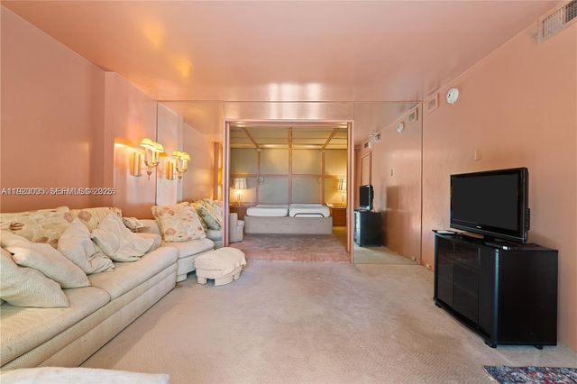 11111 Biscayne Blvd 227, Miami, FL 33181