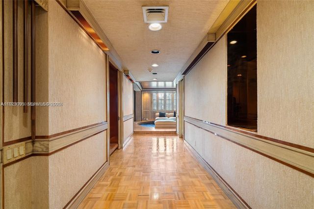 11111 Biscayne Blvd 227, Miami, FL 33181