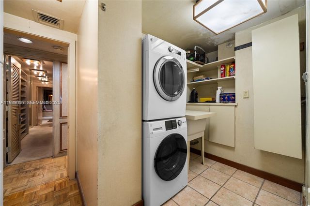 11111 Biscayne Blvd 227, Miami, FL 33181