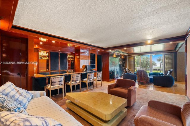 11111 Biscayne Blvd 227, Miami, FL 33181