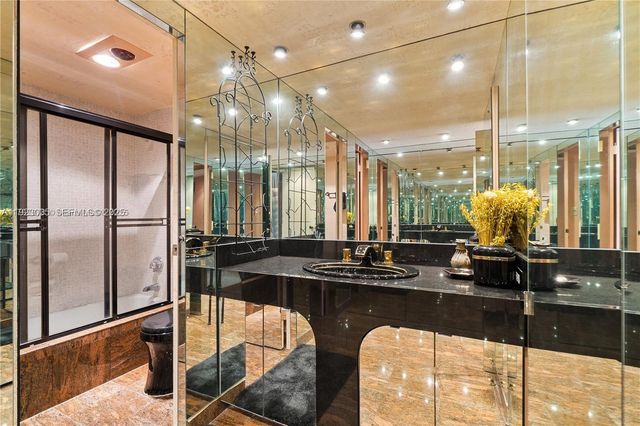 11111 Biscayne Blvd 227, Miami, FL 33181