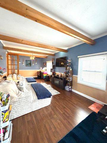 5465 Redwood Avenue, Portage, IN 46368