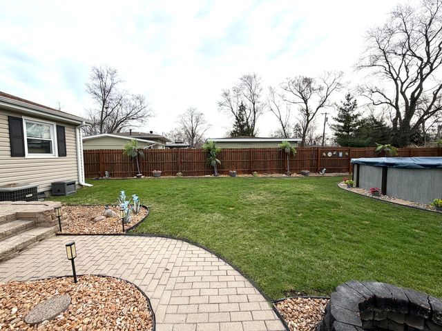 5465 Redwood Avenue, Portage, IN 46368