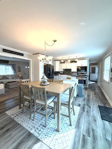 5465 Redwood Avenue, Portage, IN 46368