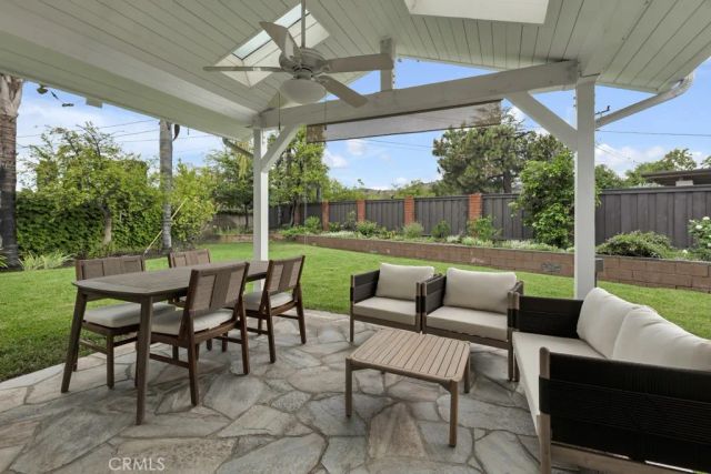 26106 Veva Way, Calabasas, CA 91302