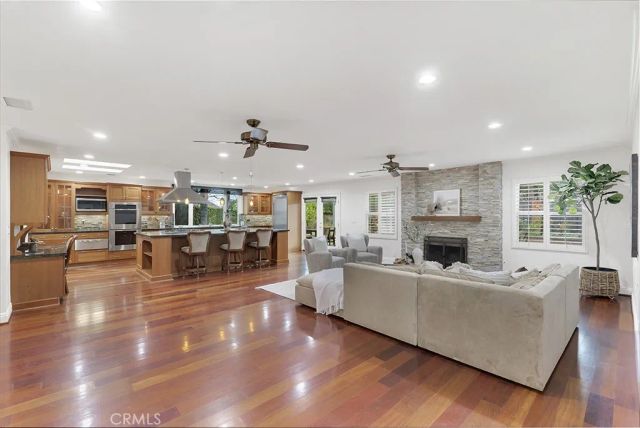 26106 Veva Way, Calabasas, CA 91302