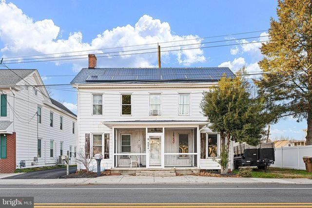 6 N RAILROAD AVE, Wyoming, DE 19934