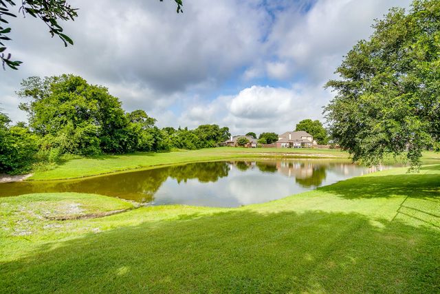 5429 Old Blush Drive, Midlothian, TX 76065