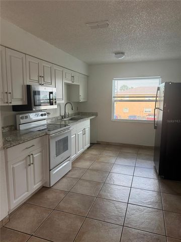712 MICHIGAN CT 3, St Cloud, FL 34769