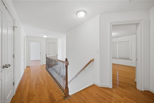 1417 Kemp Bridge LN, Chesapeake, VA 23320