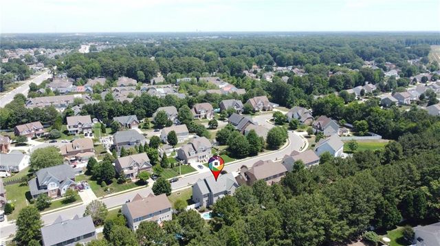 1417 Kemp Bridge LN, Chesapeake, VA 23320