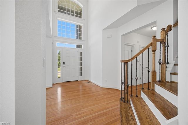 1417 Kemp Bridge LN, Chesapeake, VA 23320