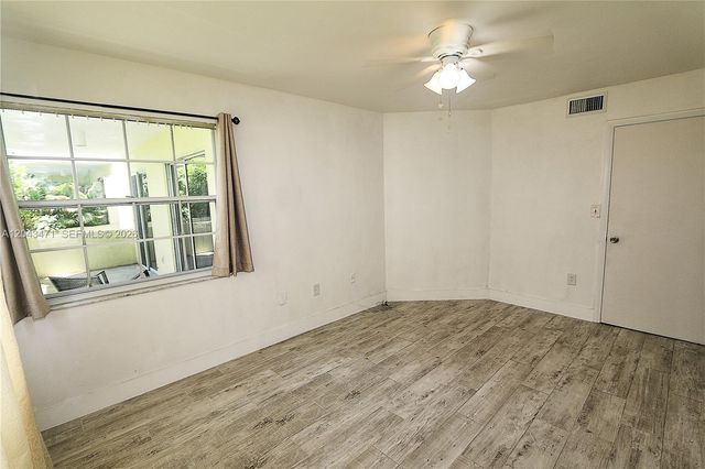 10755 SW 108th Ave 105, Miami, FL 33176
