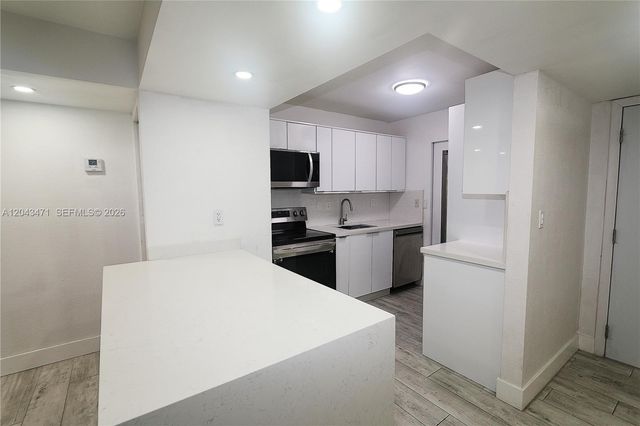 10755 SW 108th Ave 105, Miami, FL 33176