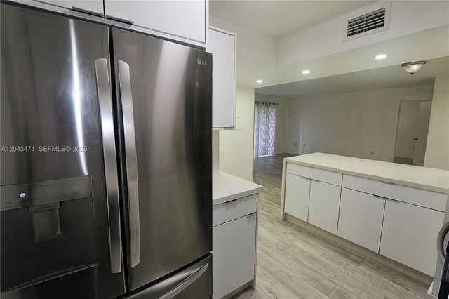 10755 SW 108th Ave 105, Miami, FL 33176