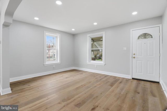 825 AUBREY AVE, Ardmore, PA 19003