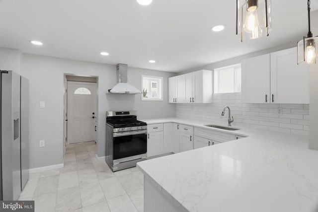 825 AUBREY AVE, Ardmore, PA 19003