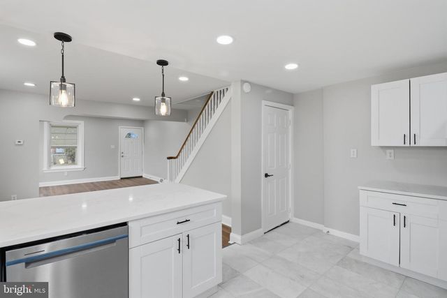 825 AUBREY AVE, Ardmore, PA 19003