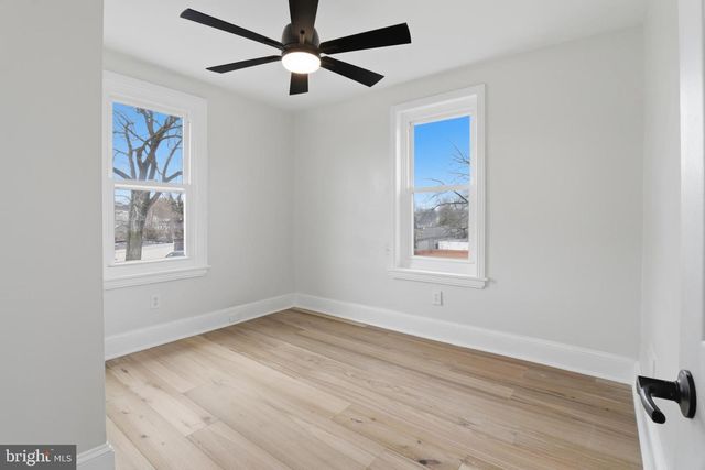 825 AUBREY AVE, Ardmore, PA 19003