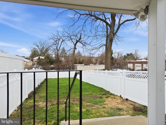 825 AUBREY AVE, Ardmore, PA 19003