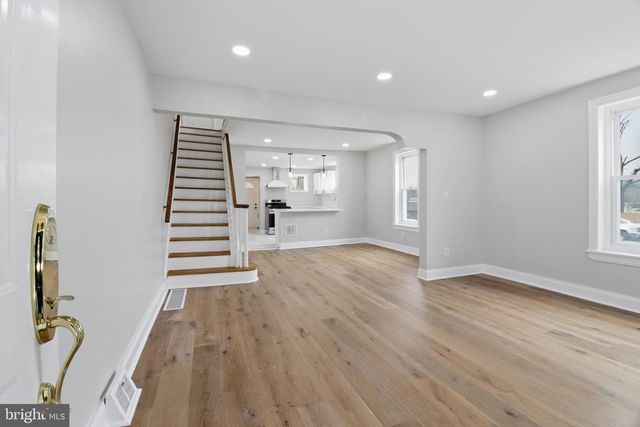 825 AUBREY AVE, Ardmore, PA 19003