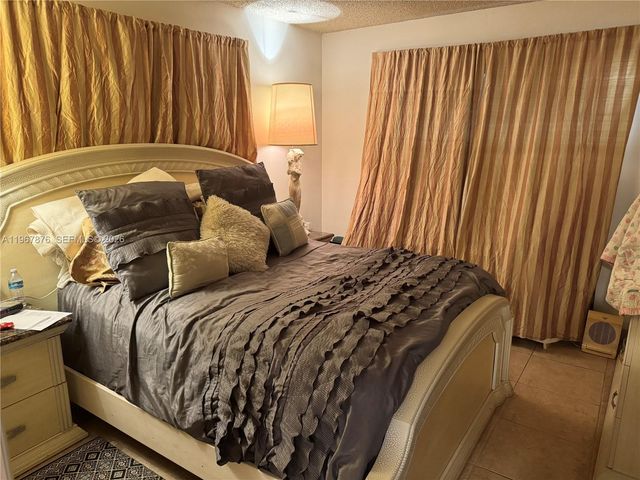 1125 NW 69th Ave, Margate, FL 33063