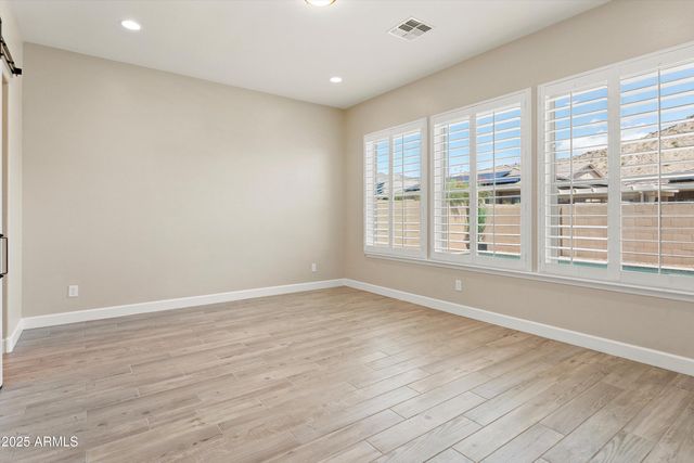 21248 W HILLCREST Boulevard, Buckeye, AZ 85396