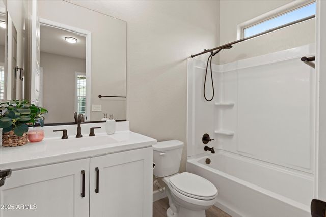 21248 W HILLCREST Boulevard, Buckeye, AZ 85396