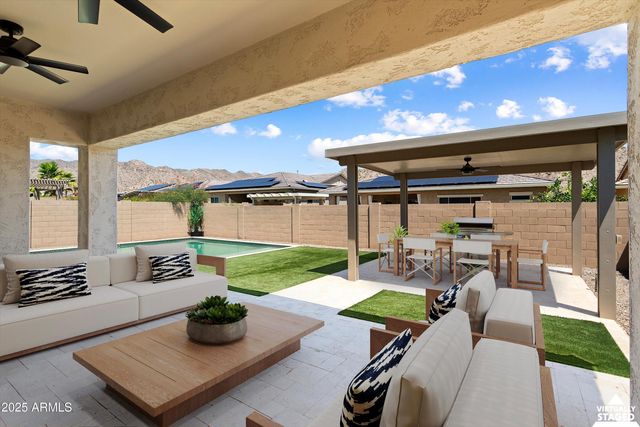 21248 W HILLCREST Boulevard, Buckeye, AZ 85396