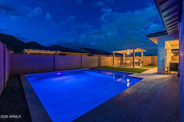 21248 W HILLCREST Boulevard, Buckeye, AZ 85396
