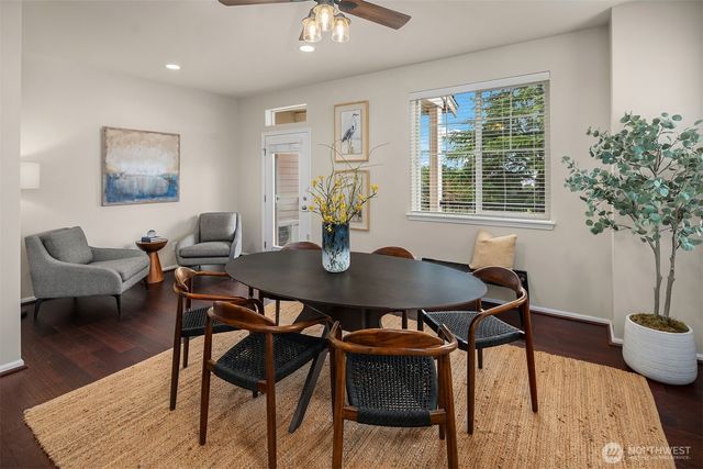 6908 31st Avenue SW, Seattle, WA 98126