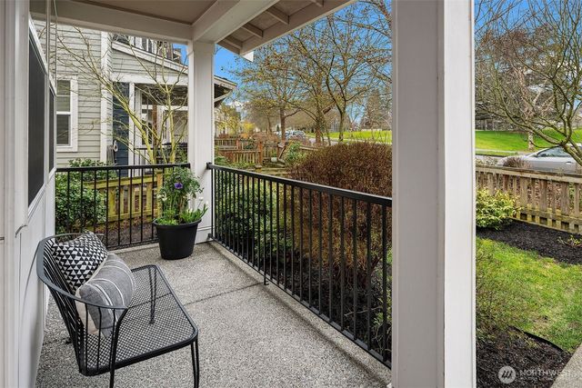 6908 31st Avenue SW, Seattle, WA 98126