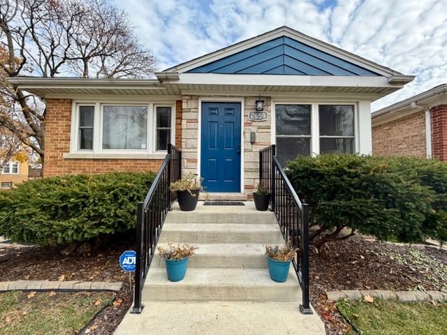 2659 N Merrimac Avenue, Chicago, IL 60639