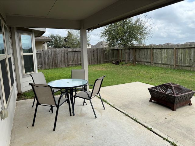 3111 Zachary Bay Lane, Dickinson, TX 77539