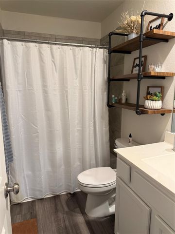 3111 Zachary Bay Lane, Dickinson, TX 77539