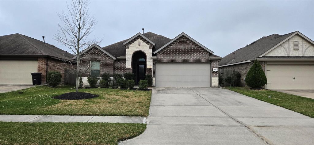 3111 Zachary Bay Lane, Dickinson, TX 77539