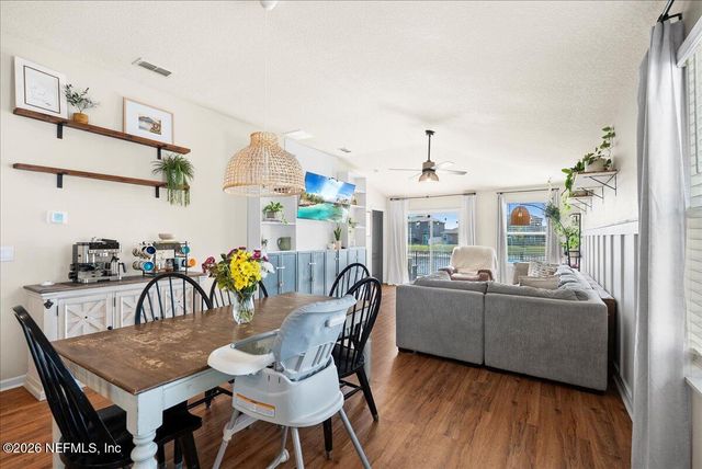 6111 BUCKING BRONCO Drive, Jacksonville, FL 32234