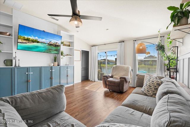 6111 BUCKING BRONCO Drive, Jacksonville, FL 32234