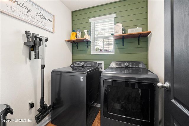 6111 BUCKING BRONCO Drive, Jacksonville, FL 32234