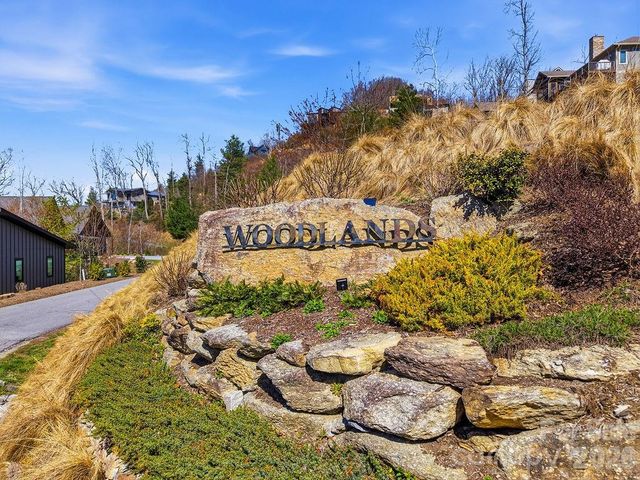 367 Curtain Bluff, Hendersonville, NC 28791