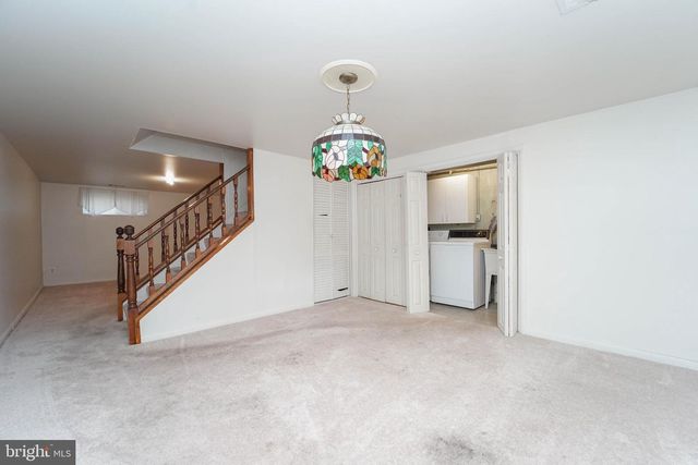1107 REGINA DR, Baltimore, MD 21227