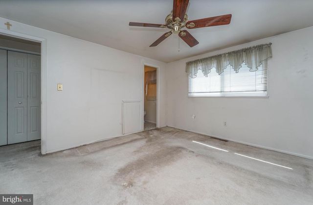 1107 REGINA DR, Baltimore, MD 21227