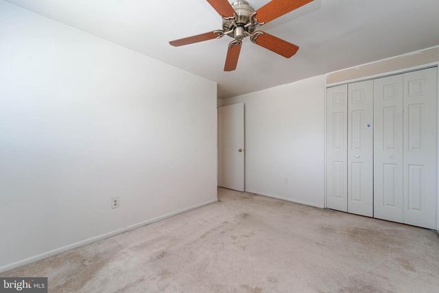 1107 REGINA DR, Baltimore, MD 21227
