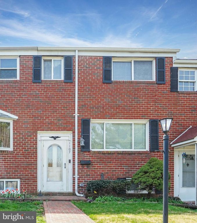 1107 REGINA DR, Baltimore, MD 21227