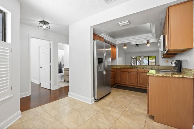 6215 SE Georgetown Place, Hobe Sound, FL 33455