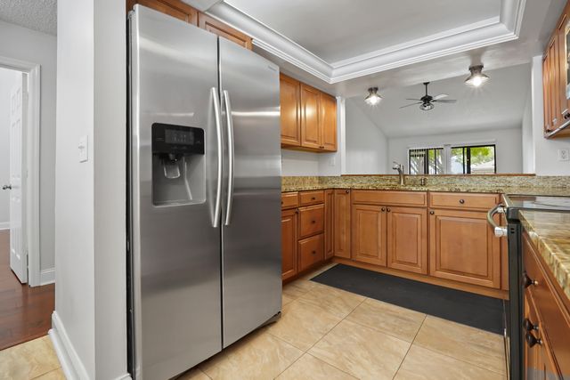 6215 SE Georgetown Place, Hobe Sound, FL 33455