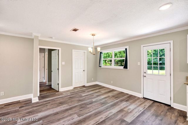 2154 Floyd Drive, Biloxi, MS 39531