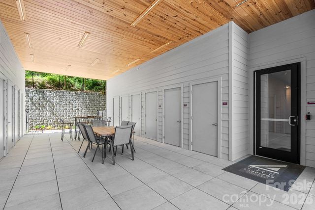 68 Craven Street 206, Asheville, NC 28806