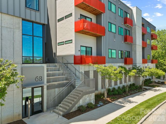 68 Craven Street 206, Asheville, NC 28806