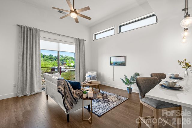 68 Craven Street 206, Asheville, NC 28806